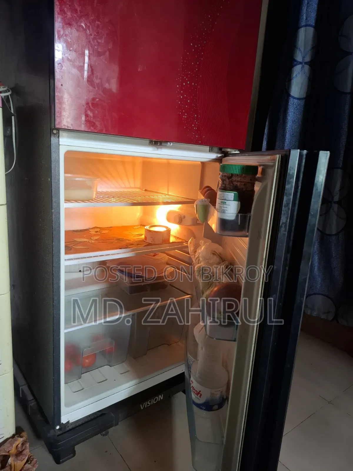 Vision VIS-300G Running Fridge