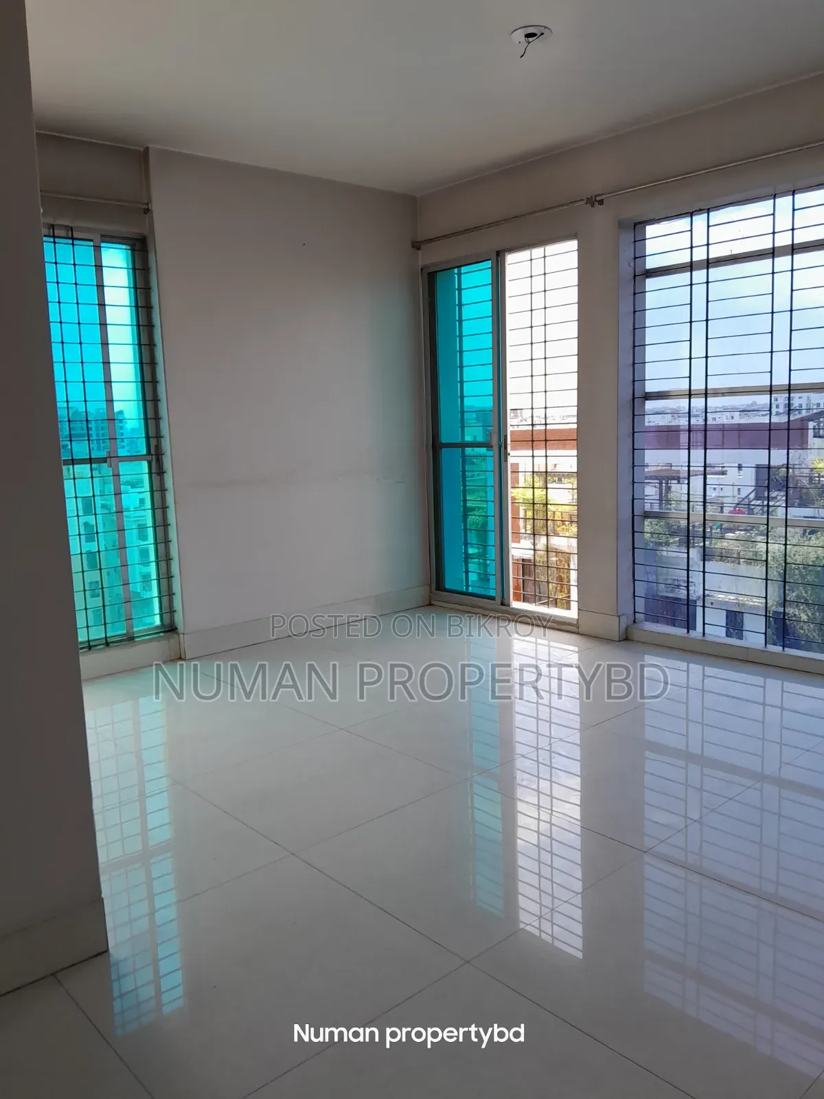 3 Bedroom Apartment in Numan Property Bd, Basundhara for Rent