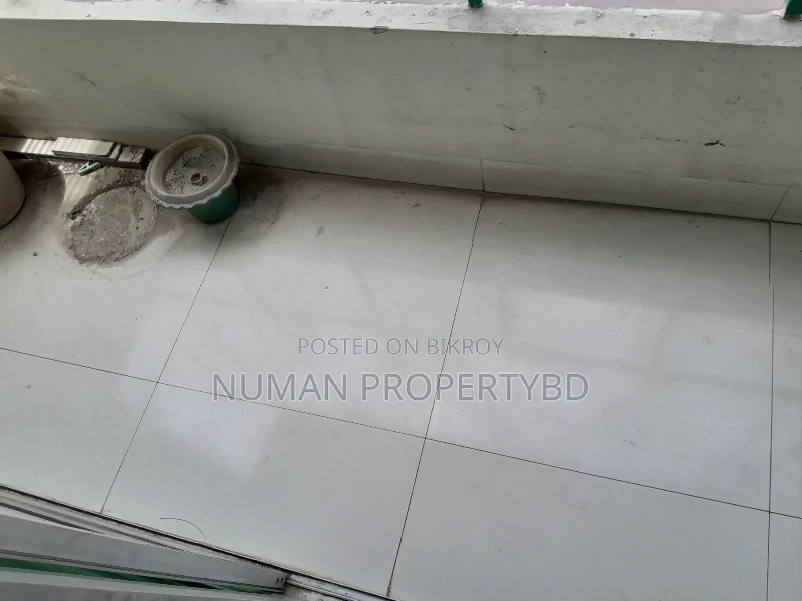 3-bedroom Apartment in Numan Property Bd, Basundhara for rent