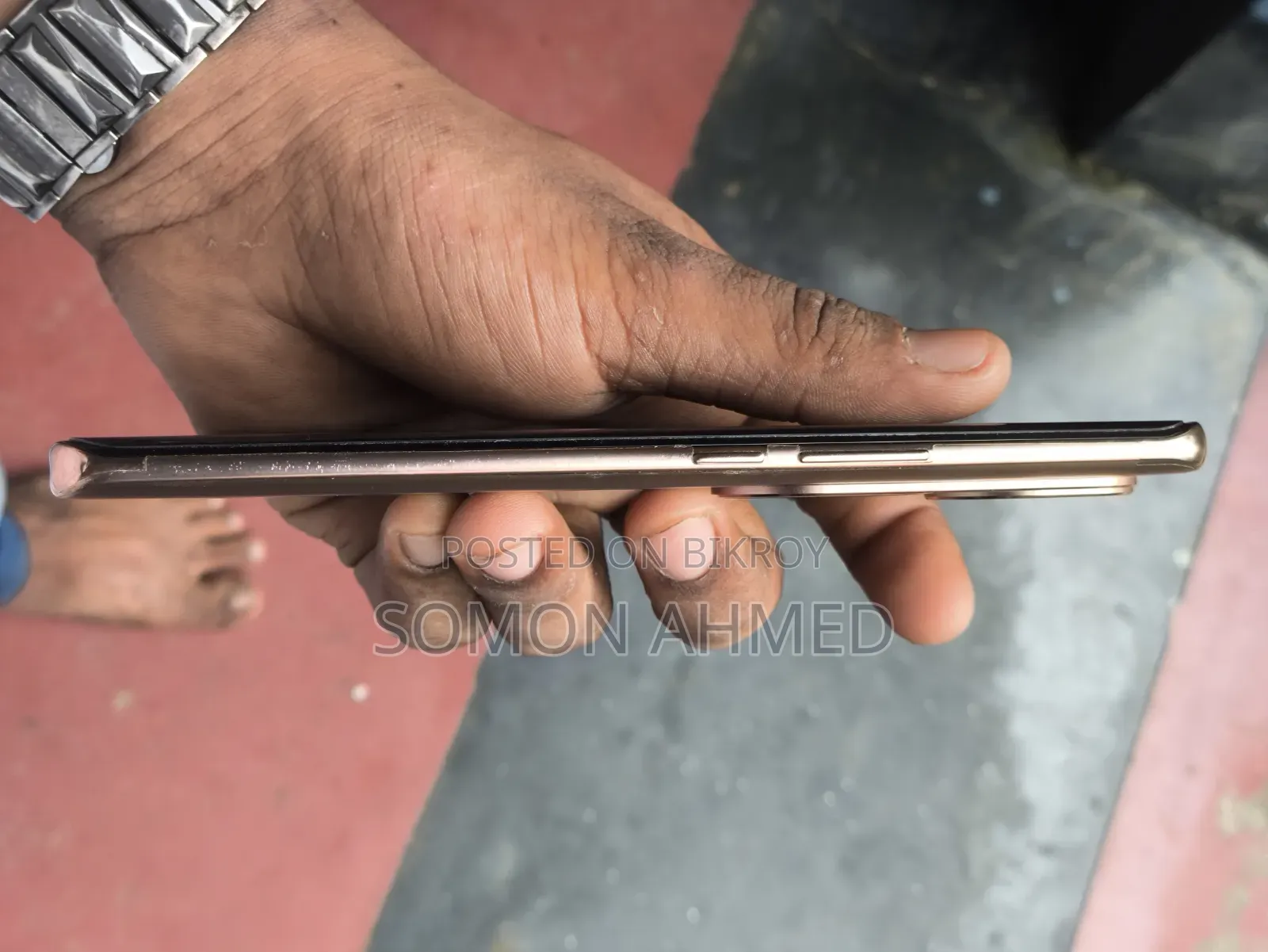 Vivo V40e 256 GB Bronze