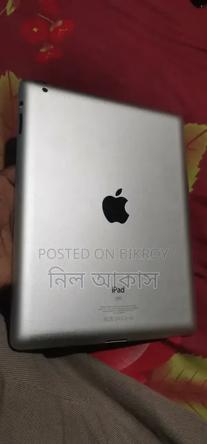 Apple iPad Wi-Fi 16 GB Silver