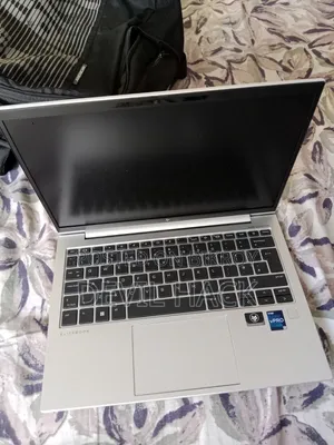 Laptop HP EliteBook 865 G9 16GB Intel Core i5 SSD 512GB