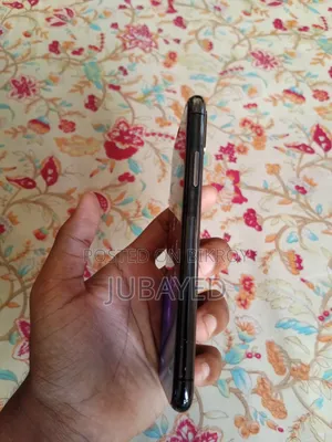 New Apple iPhone XS 64 GB Black