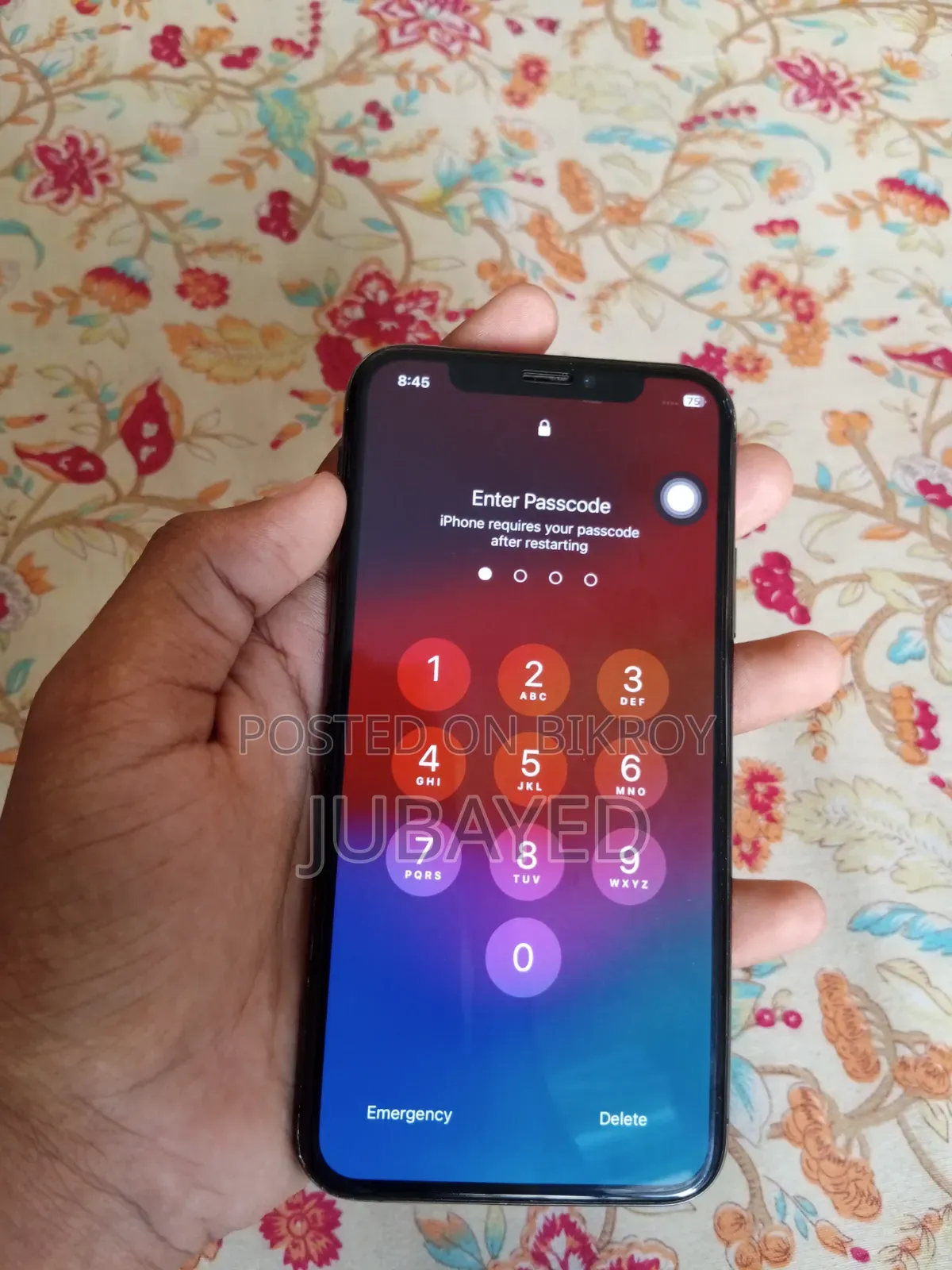 New Apple iPhone XS 64 GB Black