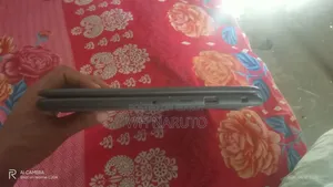 Laptop Dell Latitude 3310 8GB Intel Celeron SSD 256GB
