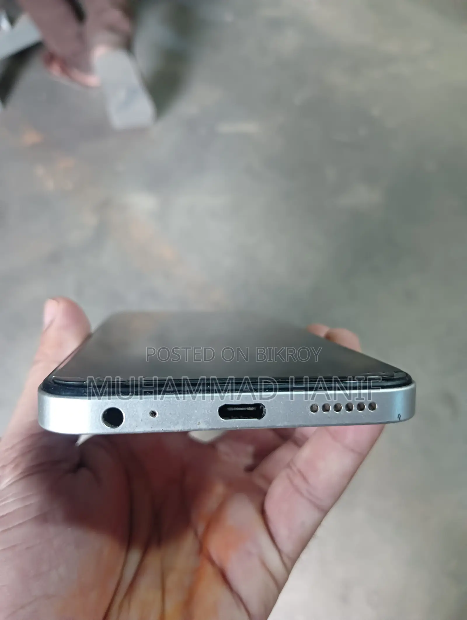 টেকনো স্পার্ক গো ১২৮ জিবি