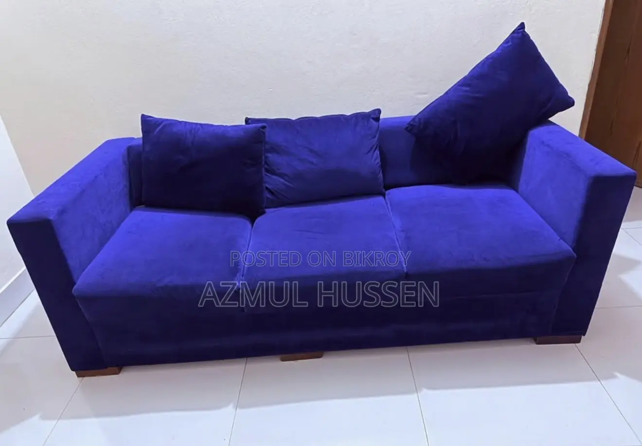 3 Seaters Wooden Velvet Sofa