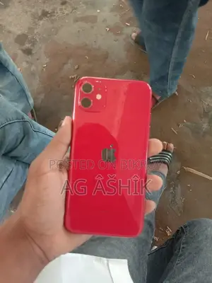 অ্যাপল আইফোন ১১ ১২৮ জিবি লাল