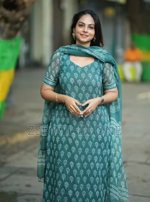 রেডিমেড থ্রি পিস
