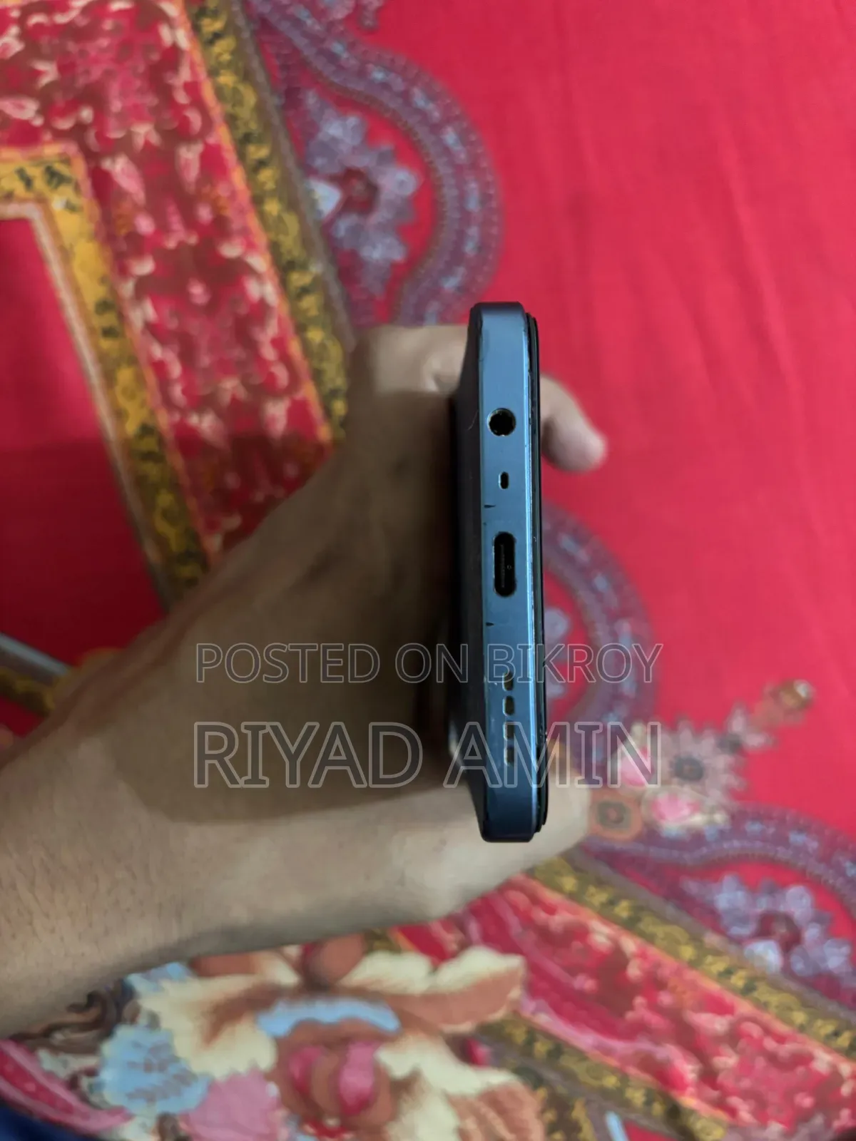 Realme 128 GB Blue