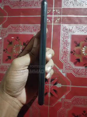 স্যামসাং গ্যালাক্সি এ১২ ৬৪ জিবি ব্ল্যাক