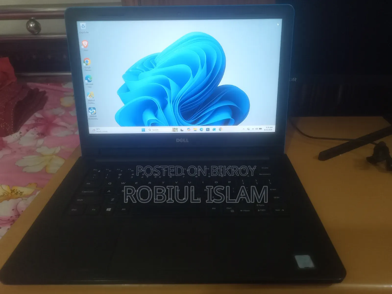 ল্যাপটপ ডেল ইন্সপায়রন ১৪ ৪জিবি ইন্টেল কোর আই৩ এইচডিসডি ১২৮জিবি