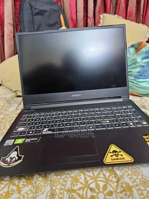 Laptop Gigabyte Aorus 12GB Intel Core I5 SSD 512GB