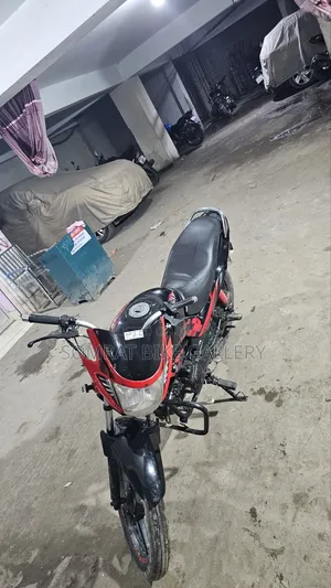 হিরো গ্ল্যামার ২০০৮ কালো