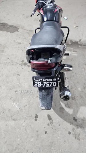 হিরো গ্ল্যামার ২০০৮ কালো