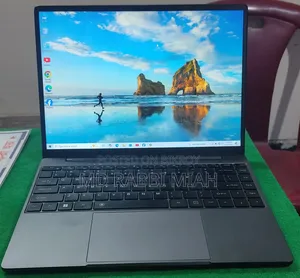 Laptop Chuwi 8GB Intel Core i5 SSD 256GB