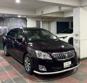 Toyota Premio 1.5 Front-Wheel Drive 2015 Maroon