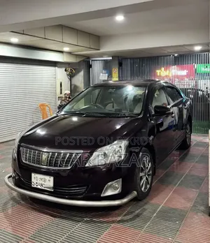 Toyota Premio 1.5 Front-Wheel Drive 2015 Maroon