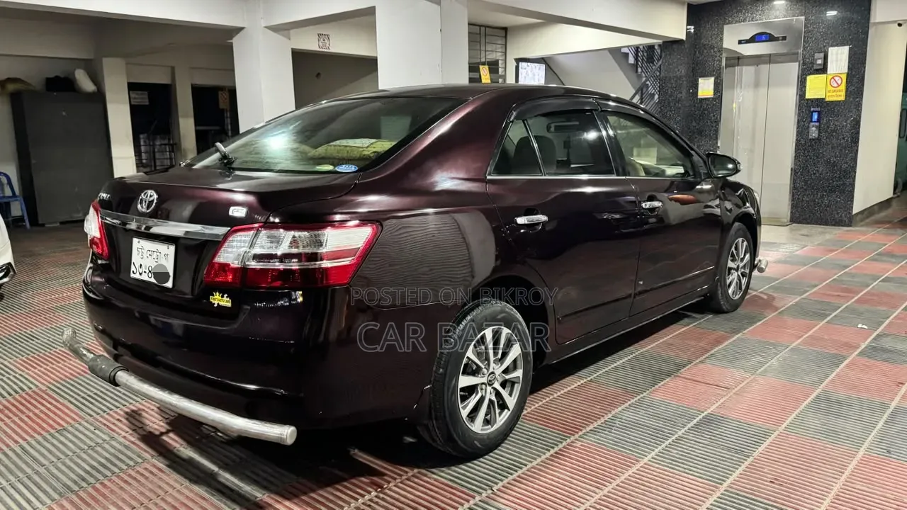 Toyota Premio 1.5 Front-Wheel Drive 2015 Maroon