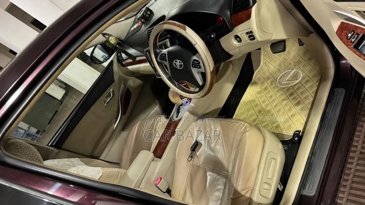 Toyota Premio 1.5 Front-Wheel Drive 2015 Maroon