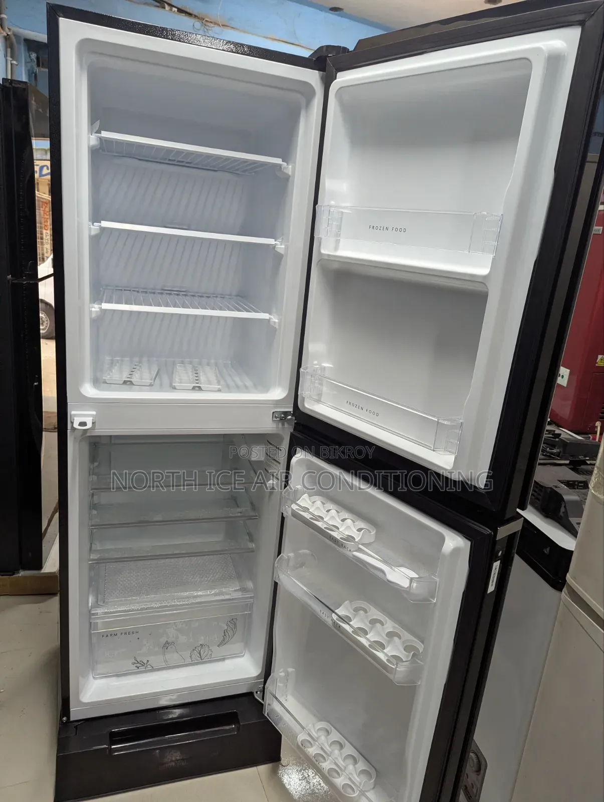 Whirlpool Black Colour Inverter Glass Door Frost Fridge 278 Ltr.