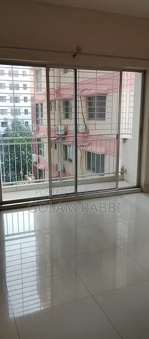 গোলাম রাব্বি, বসুন্ধরায় ফার্নিশড ৩ বেডরুমের অ্যাপার্টমেন্ট বিক্রয়