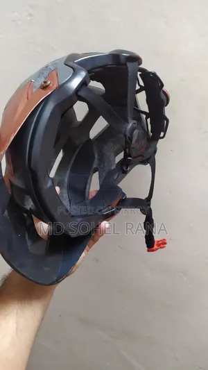 বাইসাইকেল হেলমেট