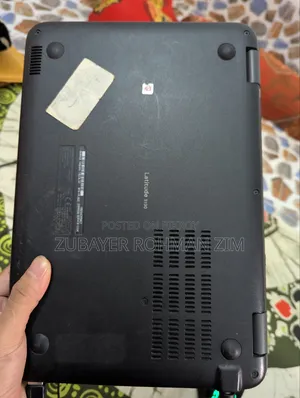 Laptop Dell Latitude 3190 4GB AMD Ryzen 5 SSD 128GB
