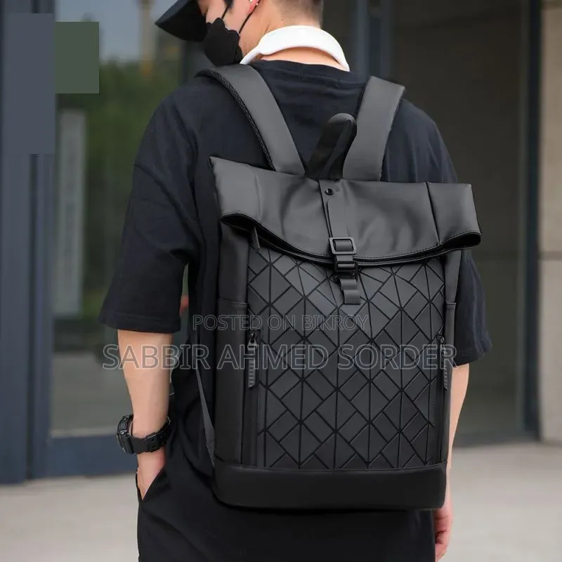 Sendera Men's Backpack, Large Capacity, Waterproof Casual Travel Bag
