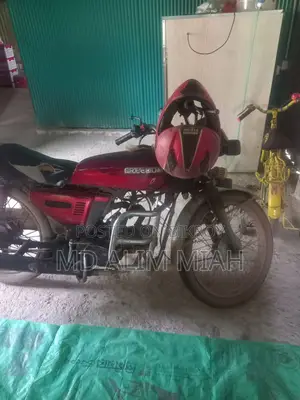 Suzuki 1998 Red