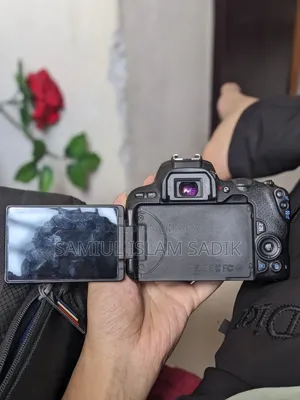 Canon 200D Camera Body Sell