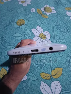 স্যামসাং গ্যালাক্সি এ৫০ ১২৮ জিবি হোয়াইট