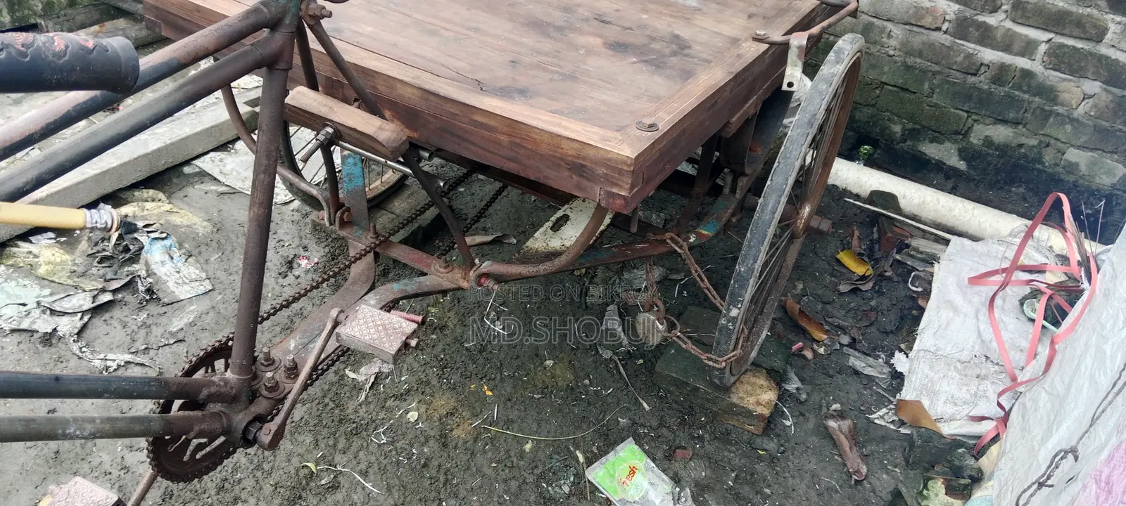 ভ্যান গাড়ি বিক্রি করতে চাই