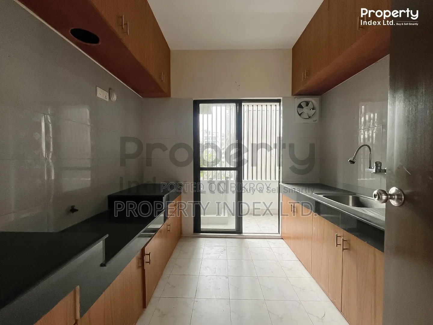 4 Bedroom Apartment in Bti Development, Basundhara for Sale