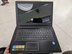 Laptop Lenovo IdeaPad Z410 4GB Intel Core i5 HDD 1T