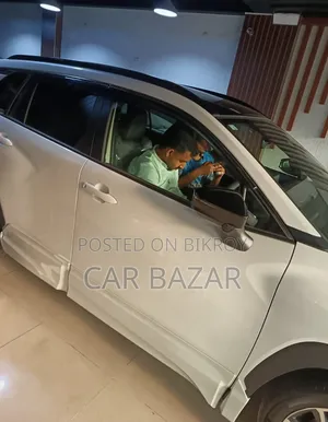 টয়োটা করোল্লা ক্রস এলই ২০২৬ পার্ল
