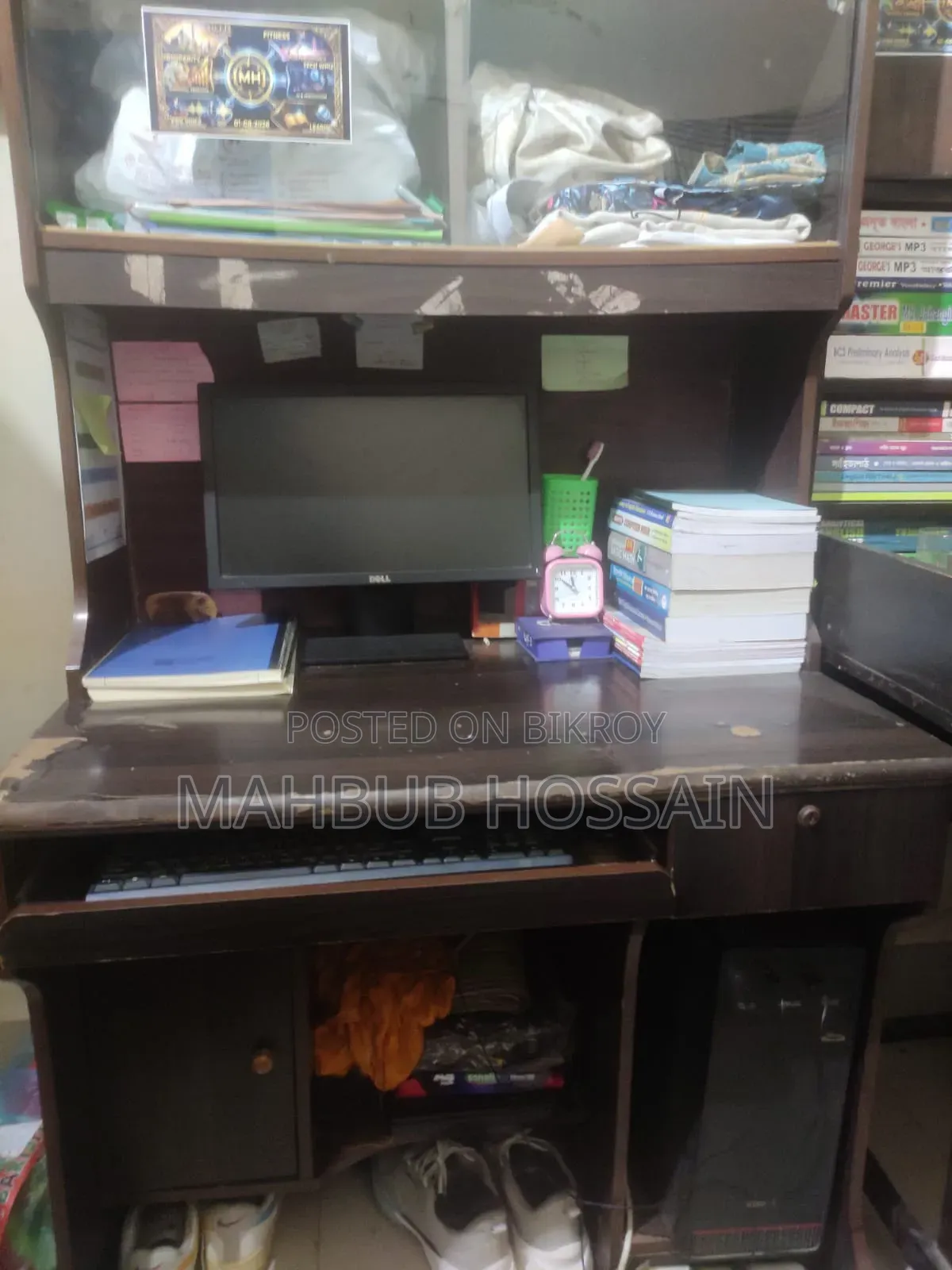 Study and Computer Desktop Table, please call directly if possible