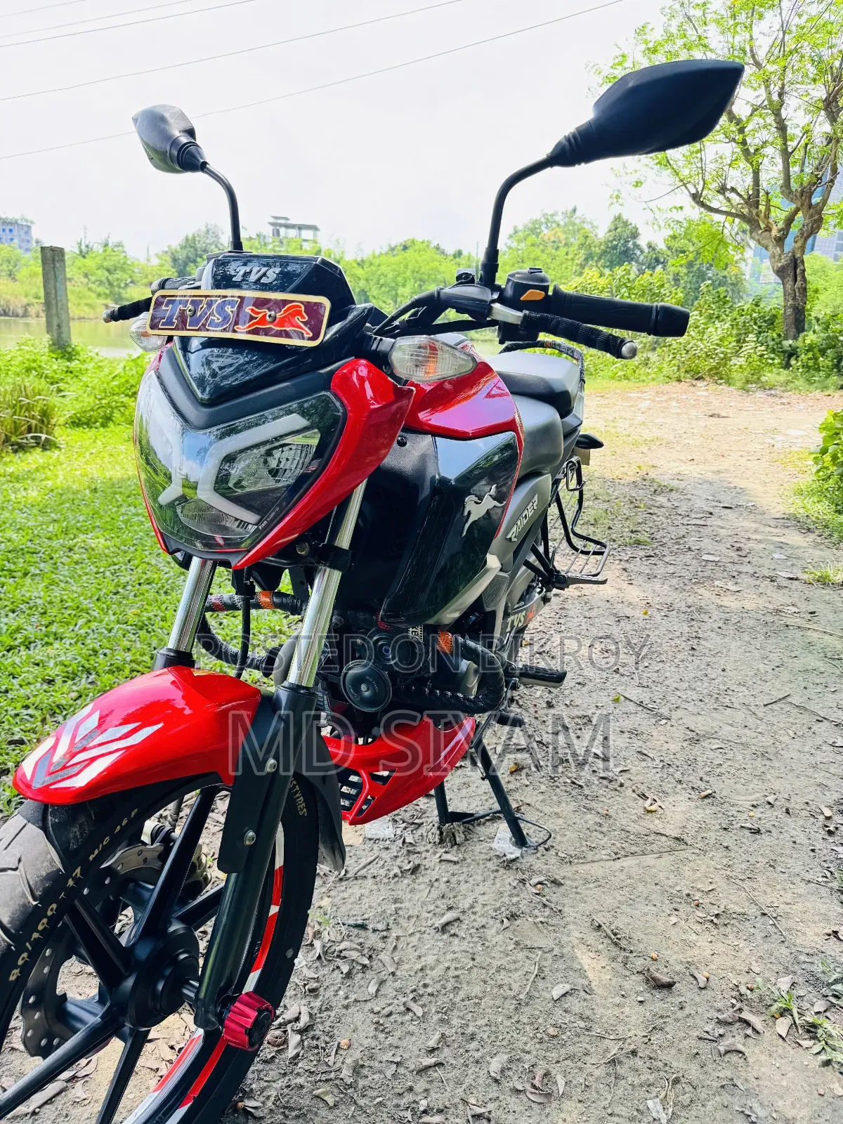 TVS Raider 125 2023 Red