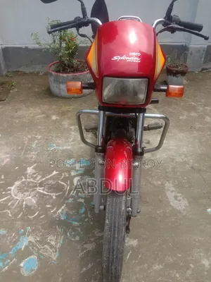 হিরো স্প্লেন্ডার প্লাস ২০১৮ লাল