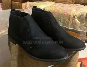 Premium Leather Men's Chelsey Boot