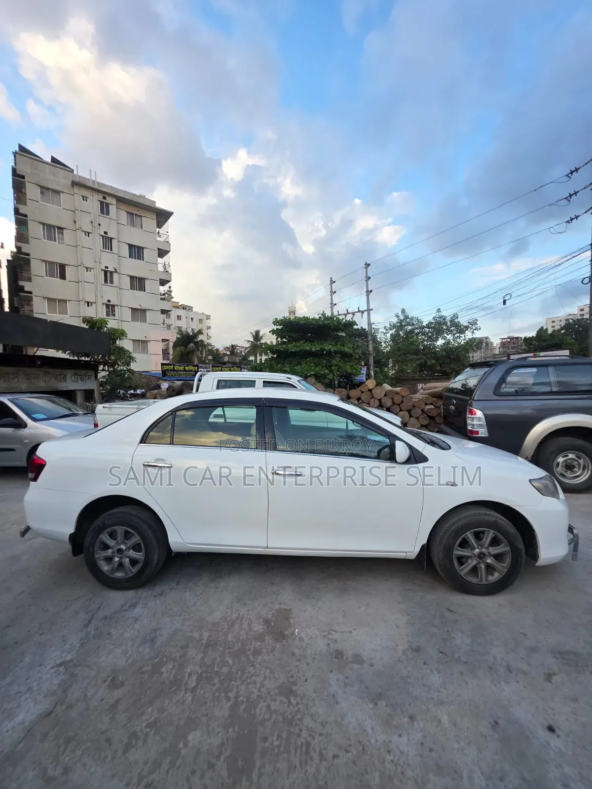 টয়োটা এক্সিও ২০০৮ সাদা