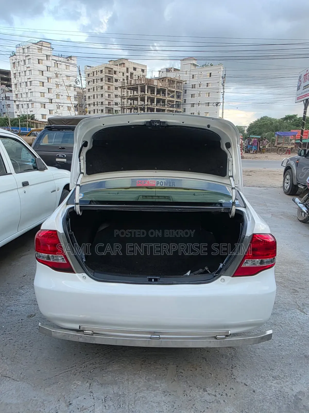টয়োটা এক্সিও ২০০৮ সাদা