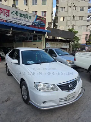 নিসান সানি ২০১১ সাদা