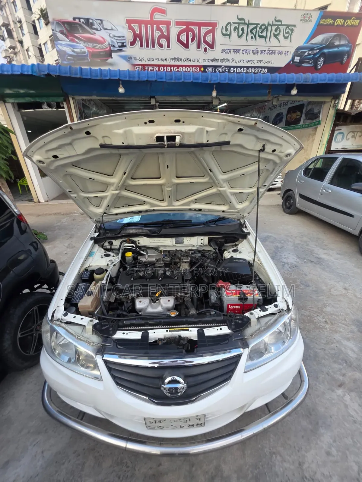 নিসান সানি ২০১১ সাদা