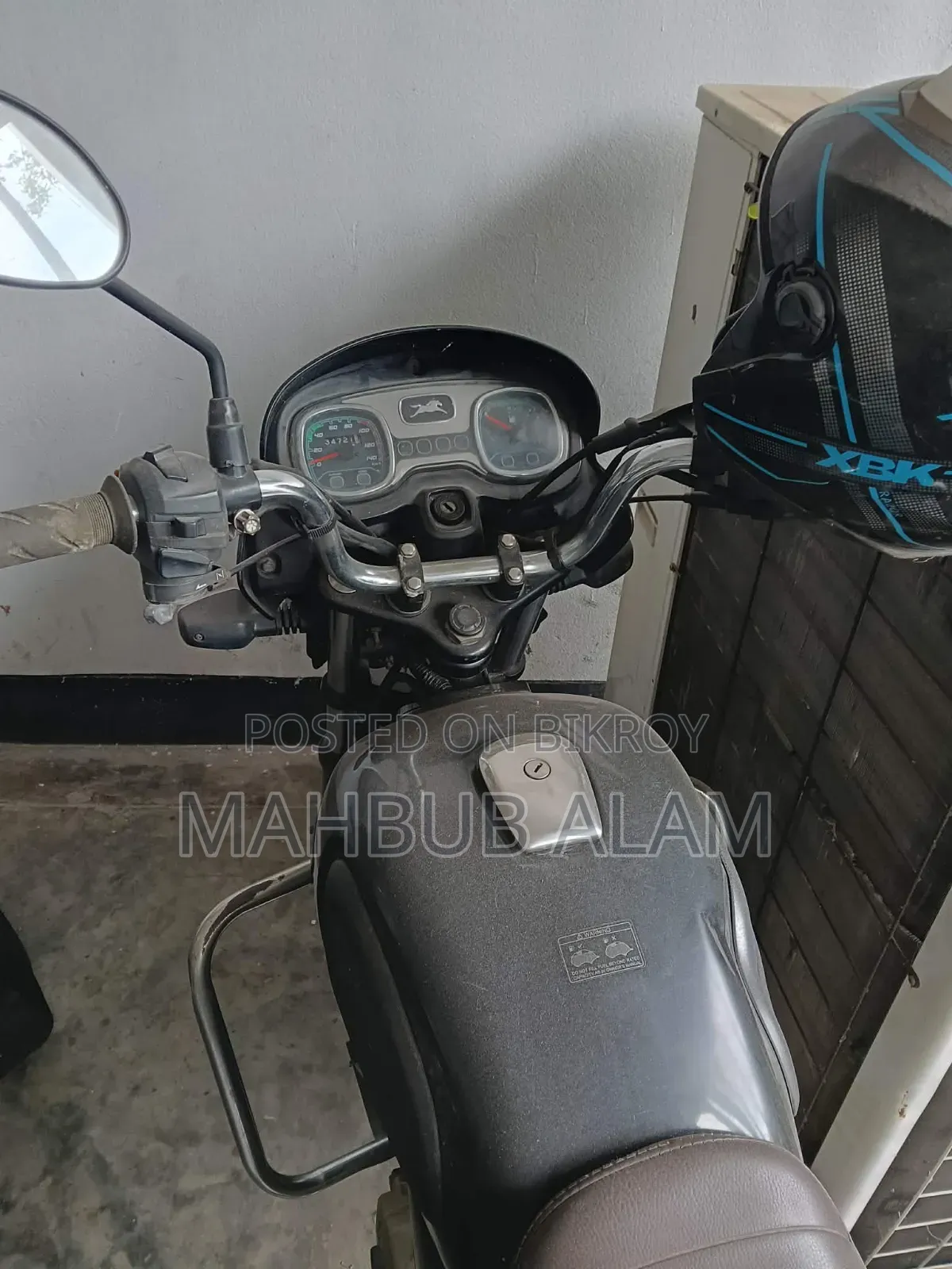 TVS Radeon 2021 Black
