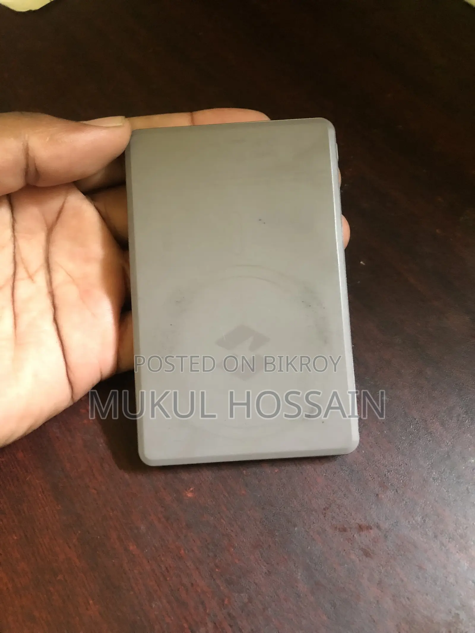 ওয়্যারলেস পাওয়ার ব্যাংক