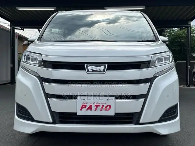 Toyota Noah 2021 Pearl