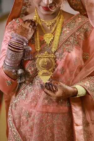 বিয়ের লেহেঙ্গা