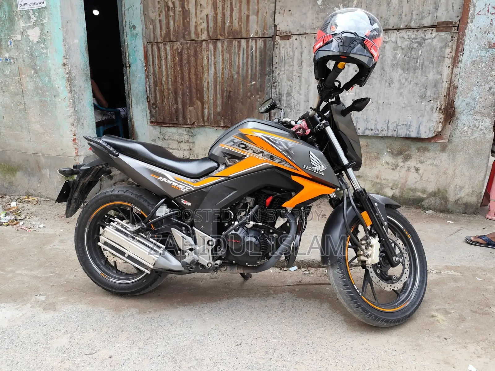 Honda Hornet 2021 Orange