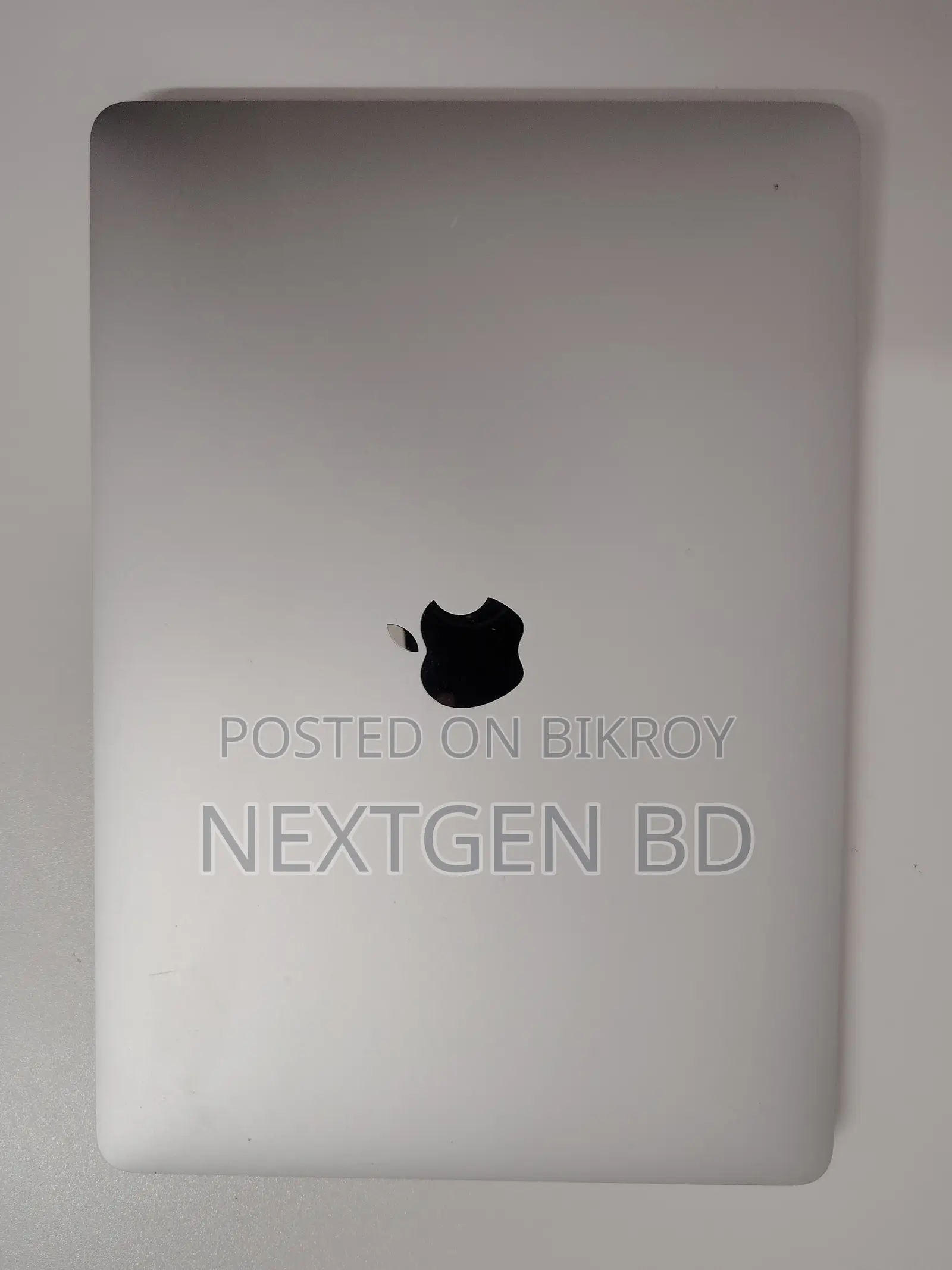 Laptop Apple MacBook Pro 2020 8GB Intel Core I5 SSD 256GB
